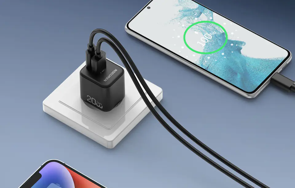 Ładowarka sieciowa Rocoren USB-C, USB, Power Delivery, MiniGaN, 20W (czarna)