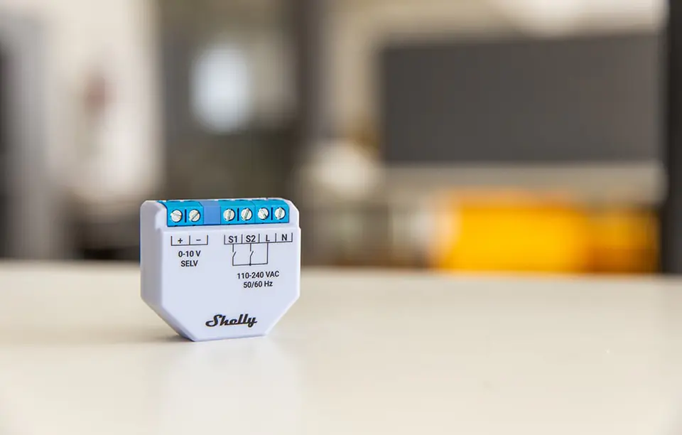 Ściemniacz światła WiFi/Bluetooth Shelly Plus 0-10V Dimmer