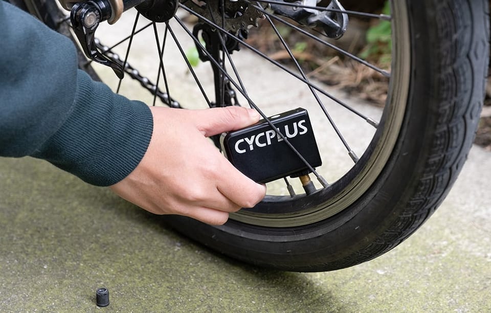 Mini pompka elektryczna Cycplus AS2