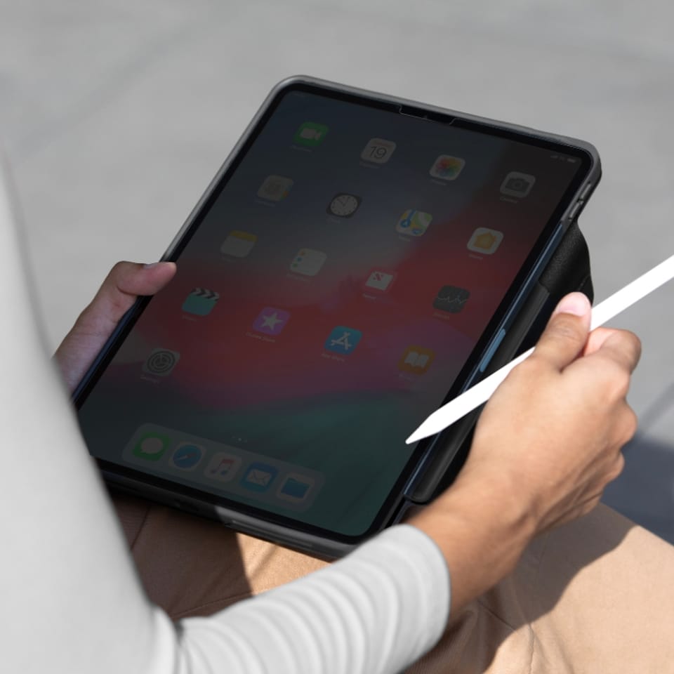 UNIQ etui Ryze 360 iPad Air 11" (2024) jasny szary/chalk grey