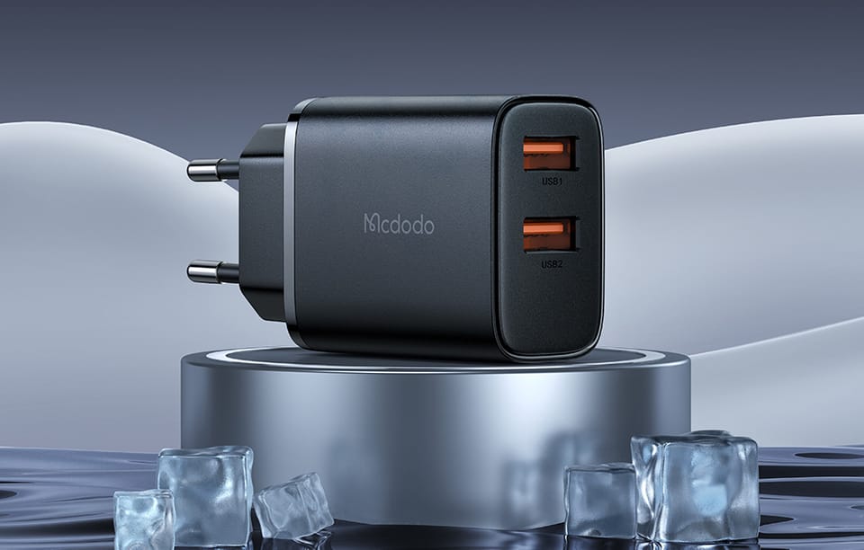 Ładowarka sieciowa Mcdodo CH-5071 USB-A*2, 12W + kabel USB-A do lightning (czarna)