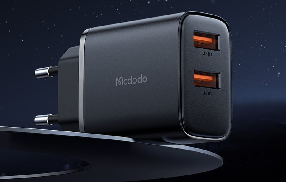 Ładowarka sieciowa Mcdodo CH-5071 USB-A*2, 12W + kabel USB-A do lightning (czarna)