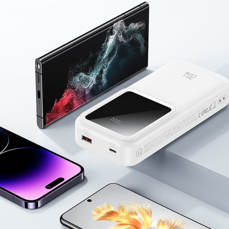 USAMS Powerbank z wbudowanymi kablamiUSB-C+Lightning 30000 mAh 20W PD+Qc 3.0 Fast Charge X-chel Series czarny/black 30KCD21301 (US-CD213)