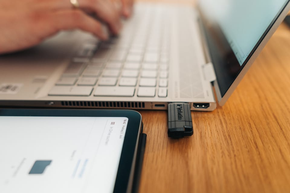 Pendrive Verbatim 4GB USB-A 2.0          PinStripe czarny 49061