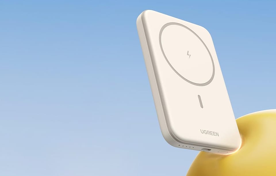 Powerbank magnetyczny 5000mAh Ugreen PB560, USB-C, 15W (beżowy)