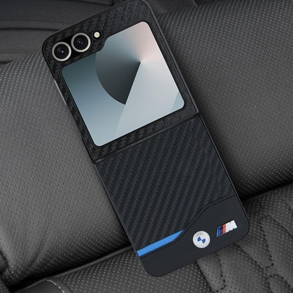 BMW BMHCZF622NBCK Z Flip6 F741 czarny/black hardcase Carbon Blue Line