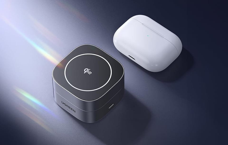 Ładowarka indukcyjna Qi2 2w1 Ugreen W702 do Iphone, AirPods, 15W (szara)