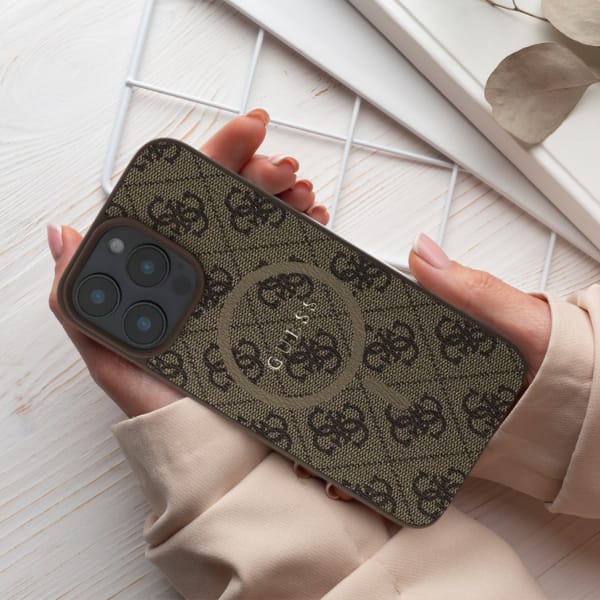 Guess GUHMP16MG4GFRW iPhone 16 Plus 6.7" brązowy/brown hardcase 4G Ring Classic Logo MagSafe
