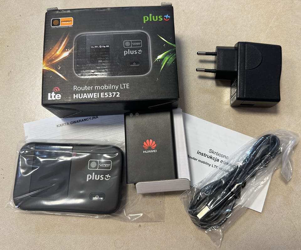Ruter LTE Huawei E5372 Modem na kartę SIM Wifi 2,4/5GHz