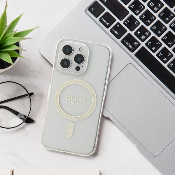 Guess GUHMP16LHFGERET iPhone 16 Pro 6.3" przeźroczysty/transparent hardcase IML Glitter Circle MagSafe