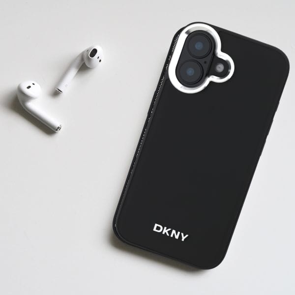 DKNY DKHMP16SPSCMCLK iPhone 16 6.1" czarny/black hardcase Plain Silver Logo MagSafe