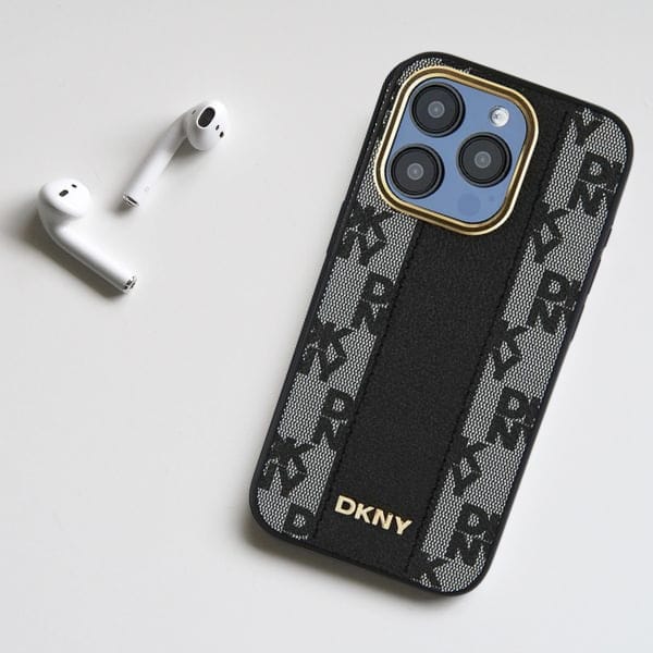 DKNY DKHMP16LPCPVSLK iPhone 16 Pro 6.3" czarny/black hardcase Checkered Pattern Magsafe