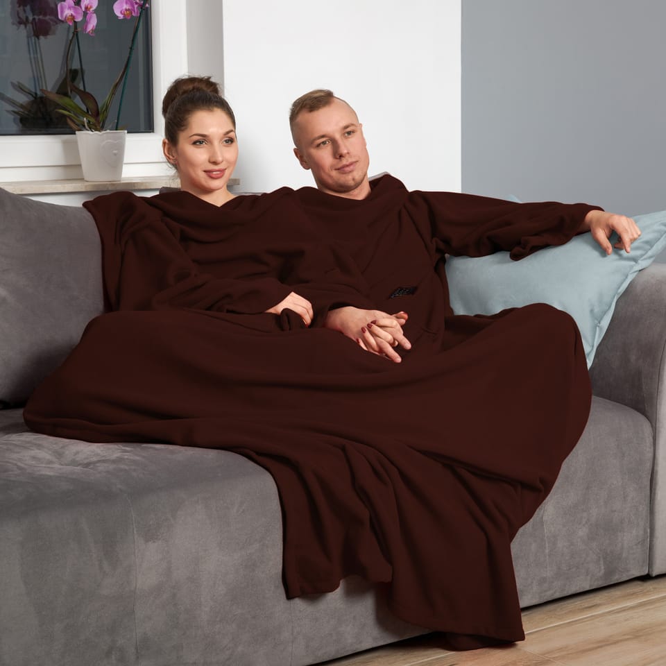 Blanket with sleeves for Couples Valentine s Day wedding gift Wasserman.eu