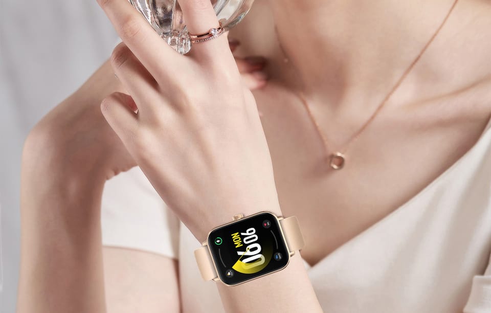 Smartwatch Colmi P81 (Złoty)