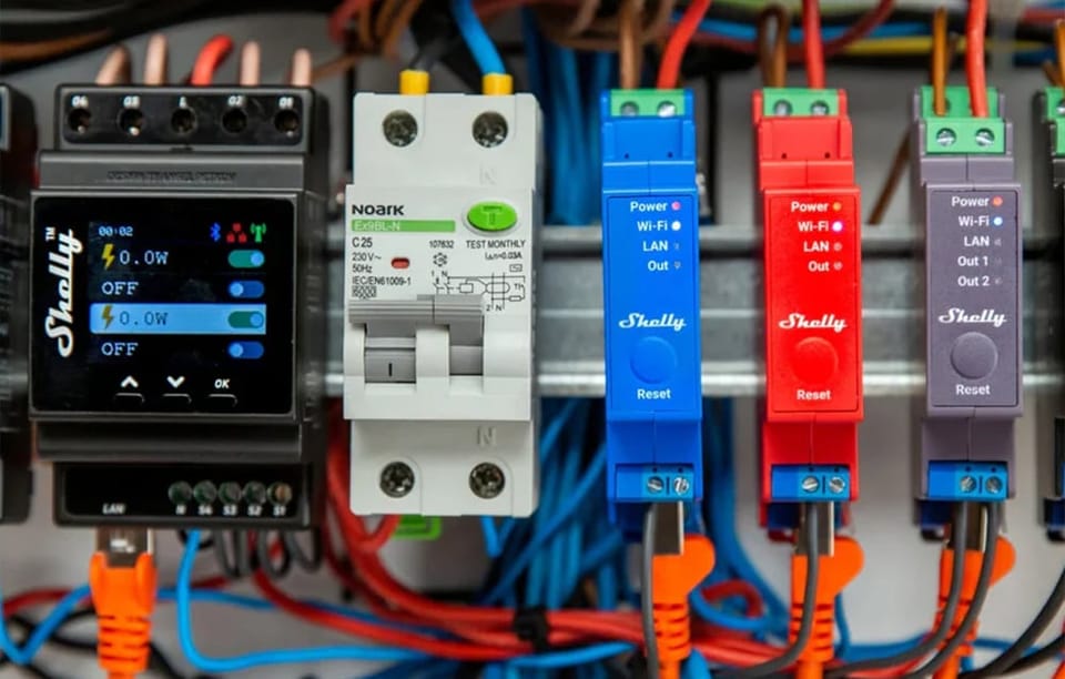 Ściemniacz SHELLY Pro Dimmer 0/1-10V PM Wi-Fi BT