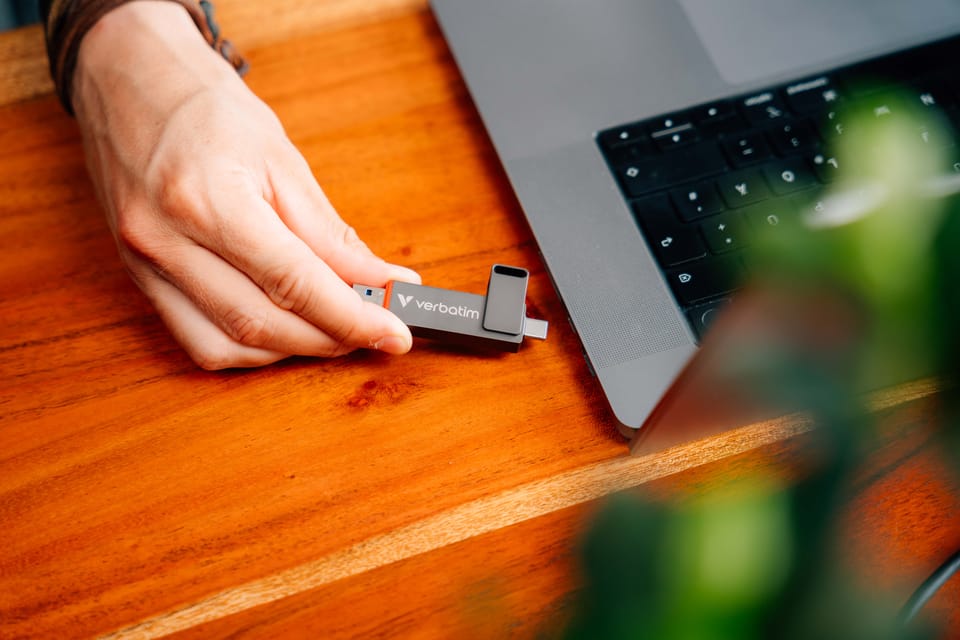 Verbatim Pendrive 128GB USB-A/USB-C Dual  QuickStick 32040