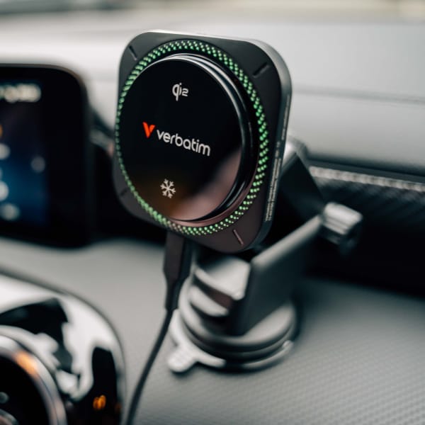 Verbatim Ładowarka samochodowa n Drive    Qi2 15W RGB CND-01 czarny/black 31860