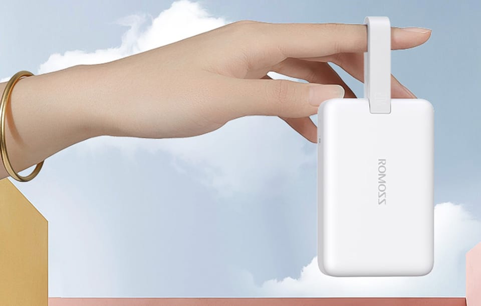 Powerbank Romoss WMS10 10000mAh 20W, biały – Ładowanie magnetyczne i szybkie ładowanie