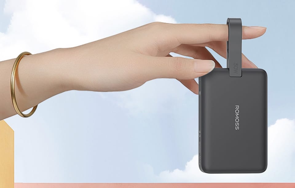 Powerbank Romoss WMS10 10000mAh 30W, czarny – Ładowanie magnetyczne i szybkie ładowanie