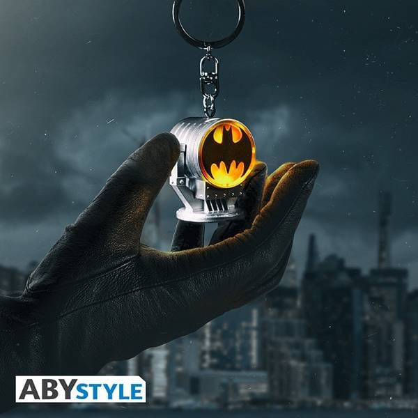 Batman-Logo Pyramid Keychain Aus Polyresin – Offiziell Lizenziert, Trendiger Schlüsselanhänger Für Fans