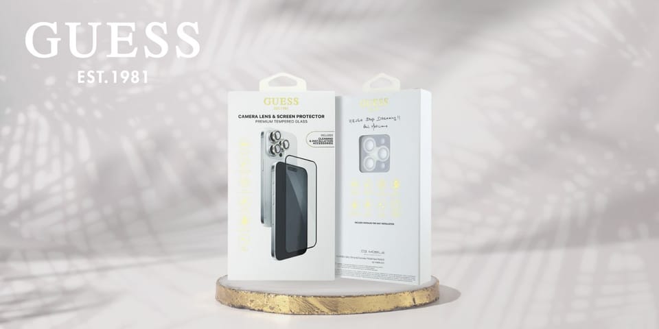Zestaw 2w1 Guess BP Rhinestone szkło na  ekran i obiektyw aparatu do iPhone 16 Pro Max złoty