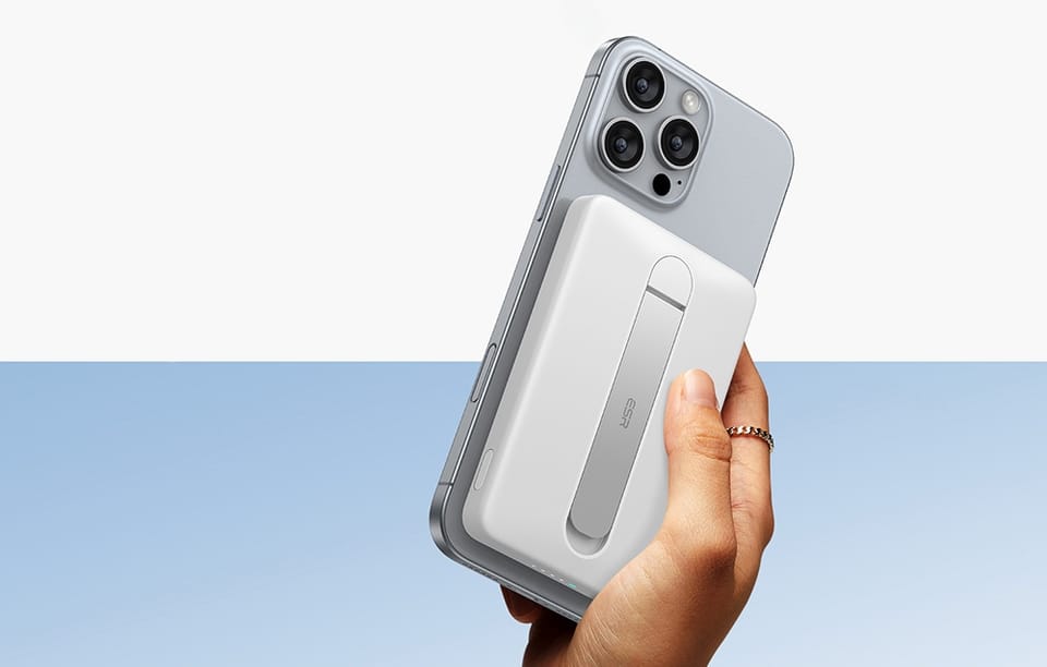Powerbank magnetyczny z podstawką ESR Qi2 MagSlim 5000 mAh (biały)