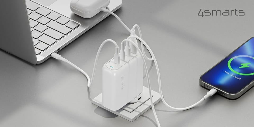 Ładowarka sieciowa 4smarts Flex Pro 100W  3xUSB-C + 1xUSB-A Travel Edition biała