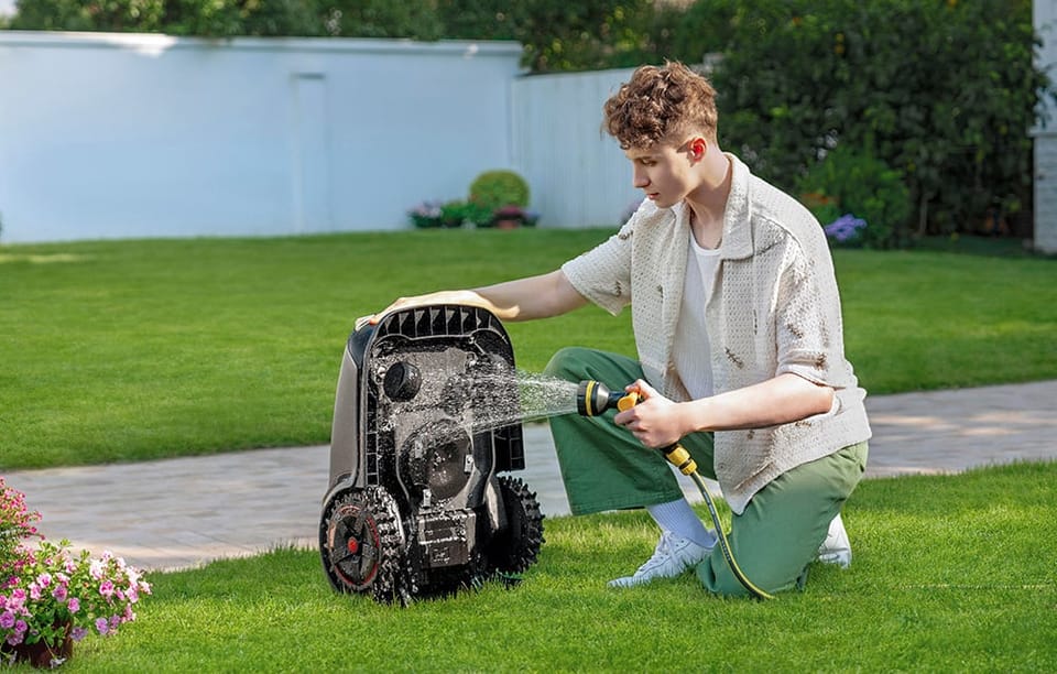 Robot koszący MOVA 1000