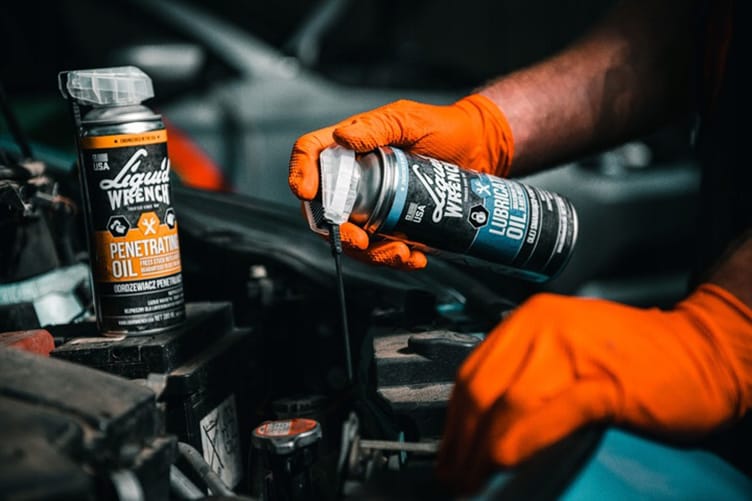 Odrdzewiacz penetrujący, wielofunkcyjny. Do śrub Liquid Wrench 380ml