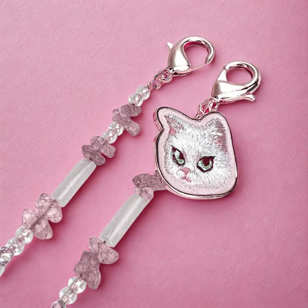 Zawieszka na torebkę handstrap Nimmy     Magnetic fashion różowy