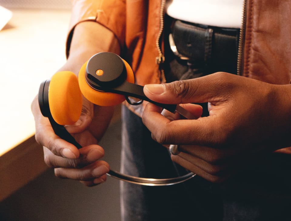 Mondo by DeFunc Słuchawki On-EarBluetooth 5.3 bezprzewodowe beżowy/greige 71456