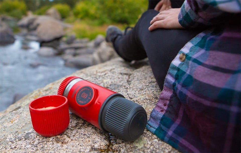Przenośny ekspres do kawy WACACO Nanopresso Lava Red + Etui