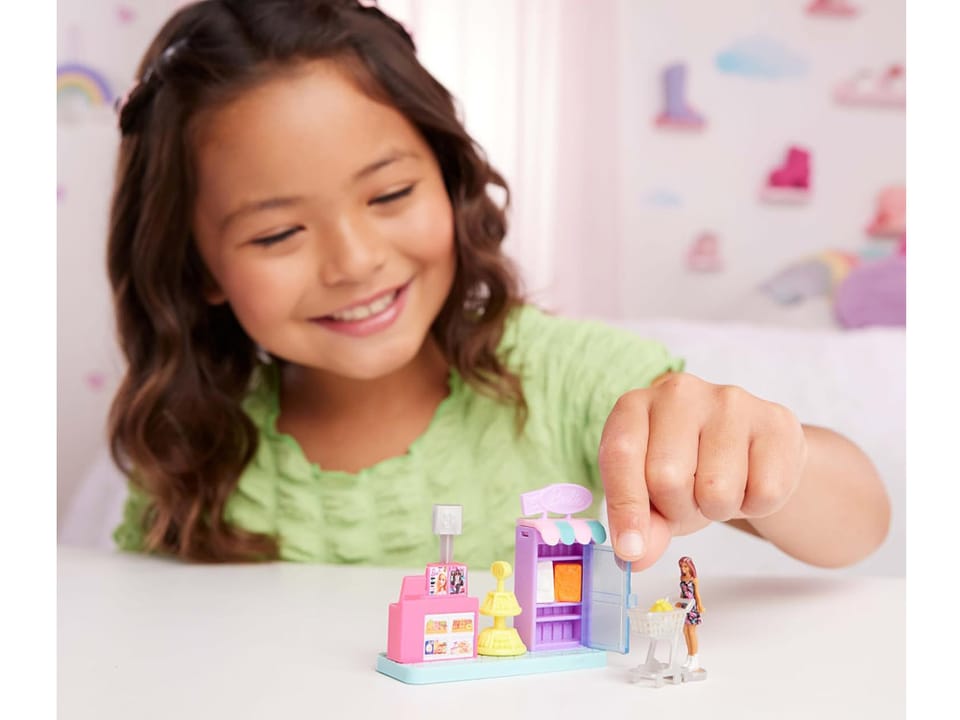 Mattel Mini Barbie Land Lalka kasjerka + supermarket i akcesoria ZA6041 B