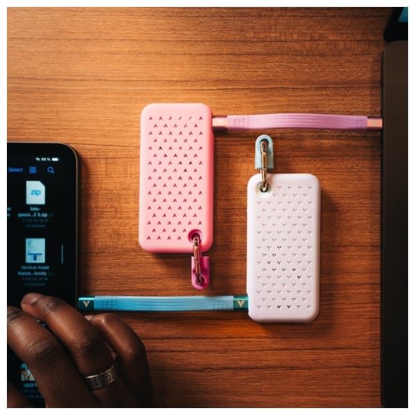 Dysk Zewnętrzny Verbatim Pocket SSD 2TB  USB-C 3.2 gen.2 biały-jasnoniebieski 32321