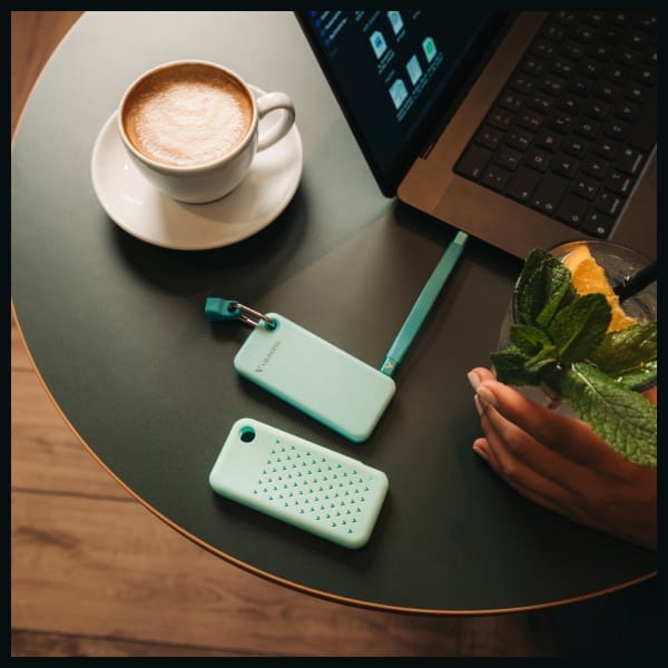 Dysk Zewnętrzny Verbatim Pocket SSD 2TB  USB-C 3.2 gen.2 czarny-polarny niebieski 32325