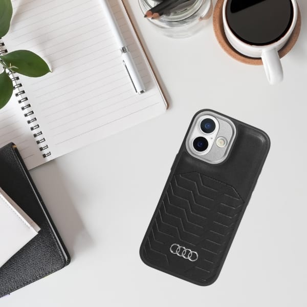 Etui Audi GT Synthetic Leather MagSafe   do iPhone 17 czarny