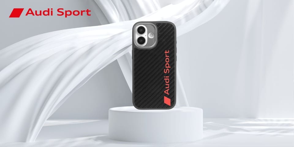 Etui Audi R8 Carbon Fiber MagSafe do     iPhone 17 czarny