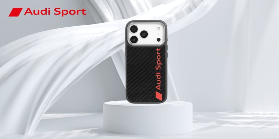 Etui Audi R8 Carbon Fiber MagSafe do     iPhone 17 Pro czarny