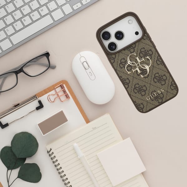 Etui Guess 4G Big Logo do iPhone 17 Pro  brązowy