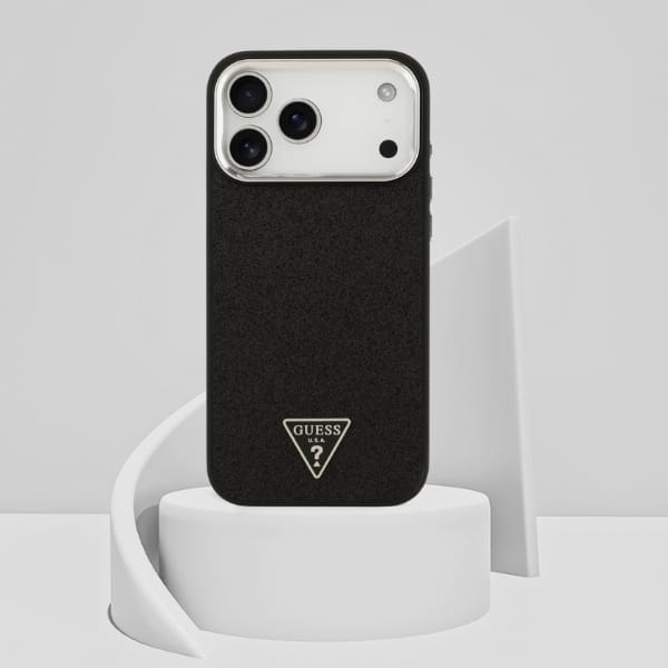 Etui Guess Glitter Triangle Logo MagSafe do iPhone 17 Pro Max czarny