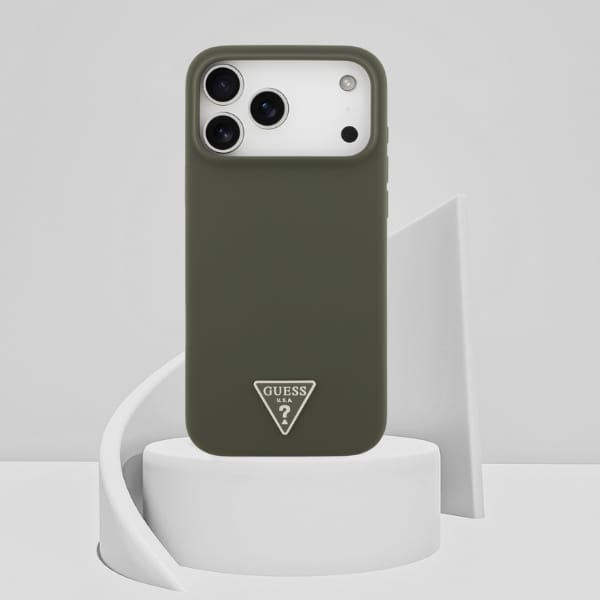 Etui Guess Silicone Triangle Logo        MagSafe do iPhone 17 Pro Max khaki