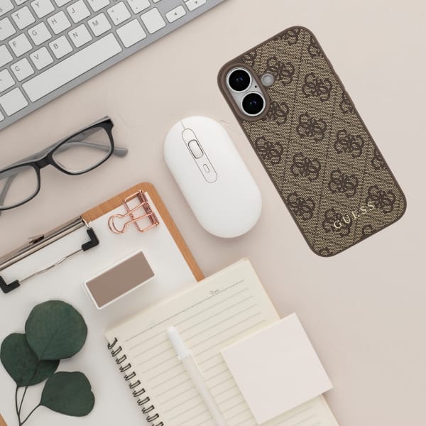 Etui Guess 4G Classic do iPhone 17       brązowy