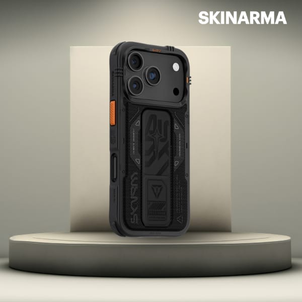 Etui Skinarma Phantom do iPhone 17 Pro   Magnetic Charging + Grip Stand czarny