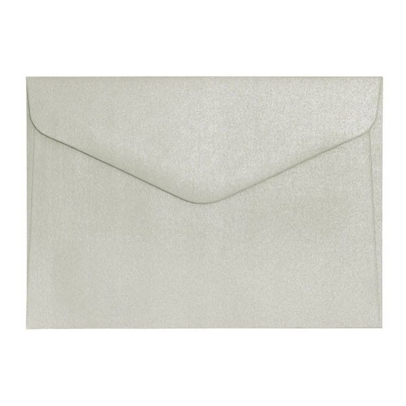 Koperta C6 Pearl jasno srebrna K 150g. (10szt.) 280240 Galeria Papieru