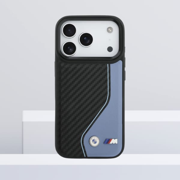Etui BMW M Carbon Logo MagSafe do iPhone 17 Pro niebieski