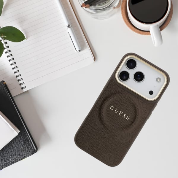 Etui Guess Peony Hot Stamp MagSafe do    iPhone 17 Pro brązowy