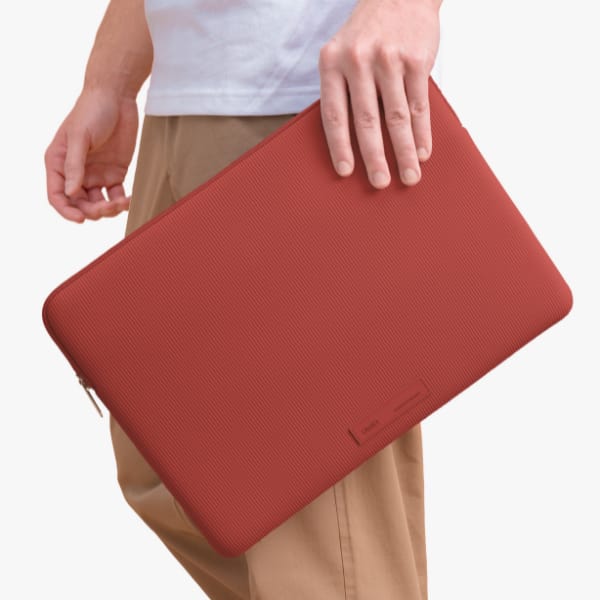 Torba na laptopa UNIQ Cyprus Ridge       Edition Laptop Sleeve 14" water-resistant neoprene czerwony