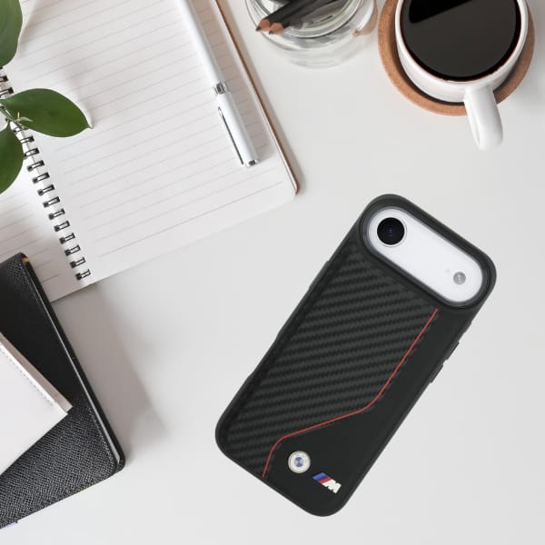Etui BMW M Carbon Line & Logo MagSafe do iPhone Air czerwony