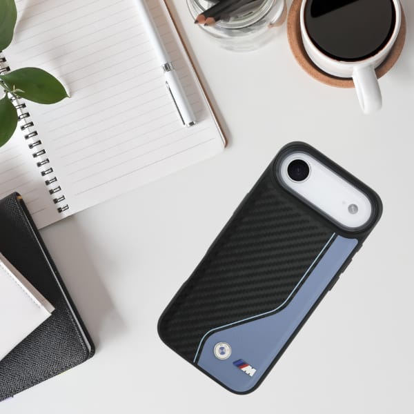 Etui BMW M Carbon Logo MagSafe do iPhone Air niebieski