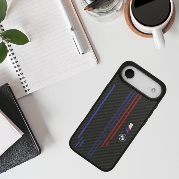 Etui BMW M Kevlar Lines & Logo MagSafe   do iPhone Air czarny